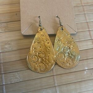 🦋 earring earth‎ tone tear drop